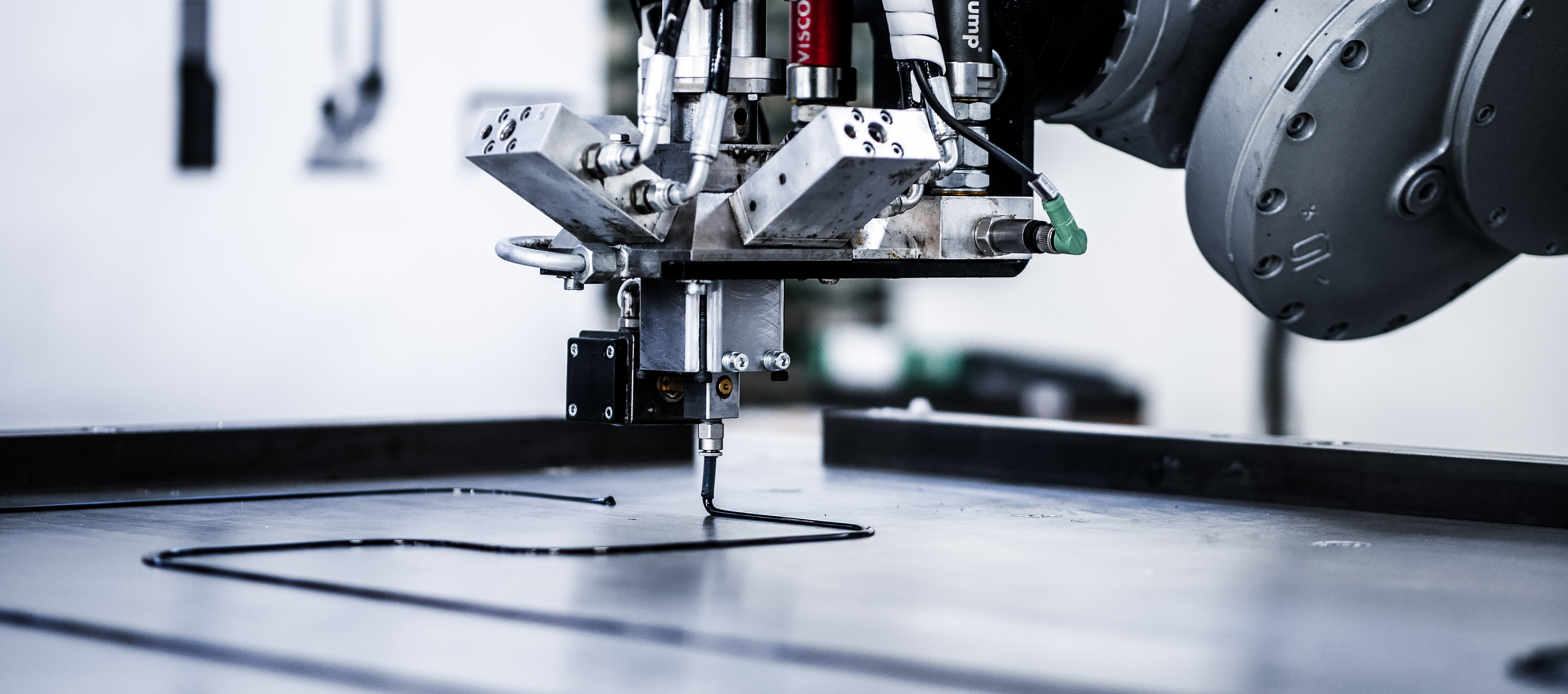 Testa di miscelazione per la guarnizione poliuretanica